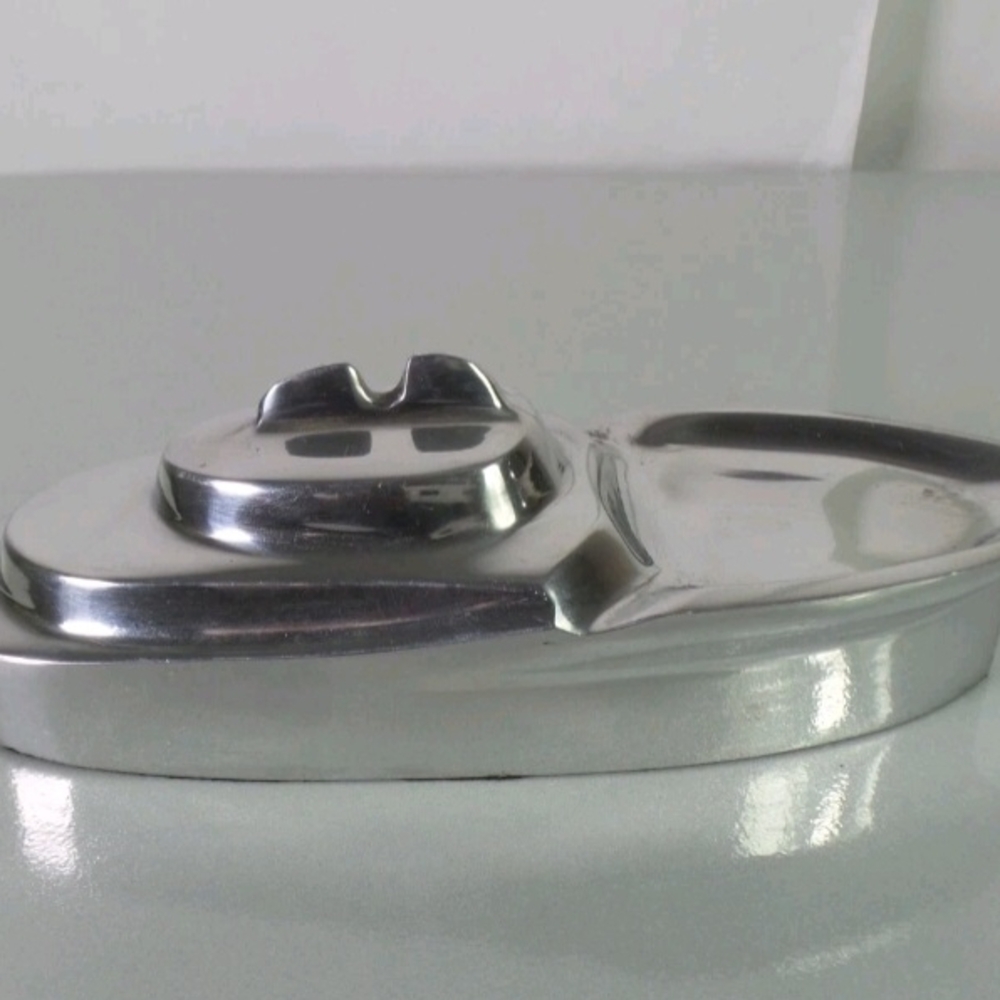 Sleek Silver Metal Ashtray